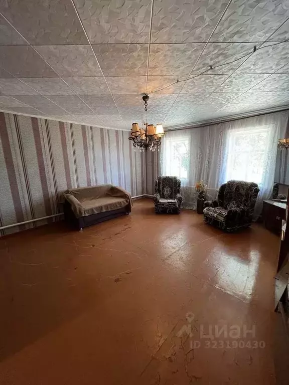 Дом в Астраханская область, Икрянинский район, с. Алгаза Набережная ... - Фото 2