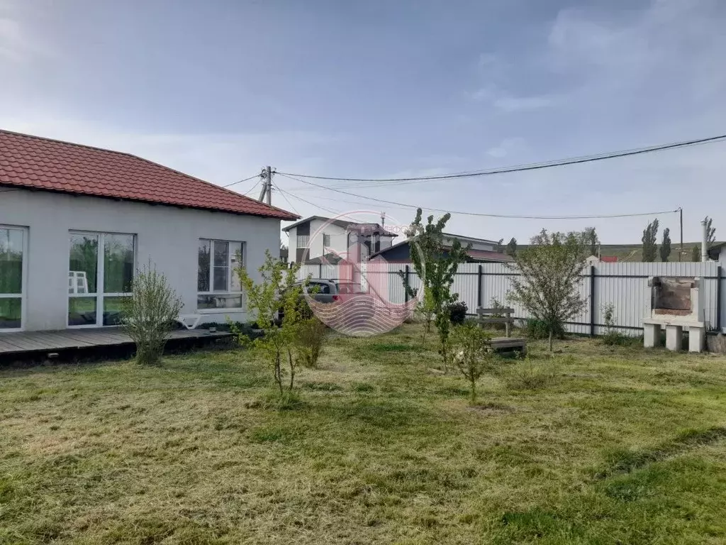 Дом в Севастополь с. Осипенко, ул. Красноярская, 23 (100 м) - Фото 0