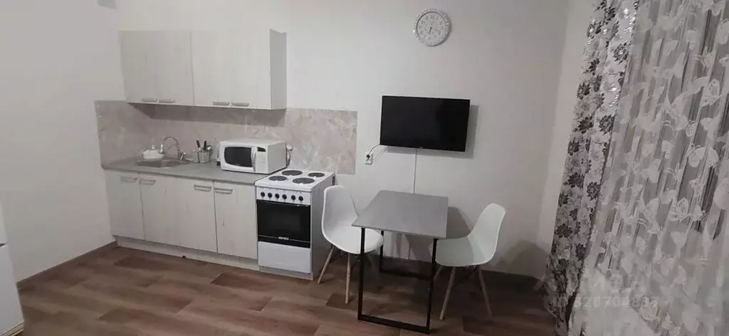 Студия Тюменская область, Тюмень ул. Александра Митинского, 3 (28.0 м) - Фото 2