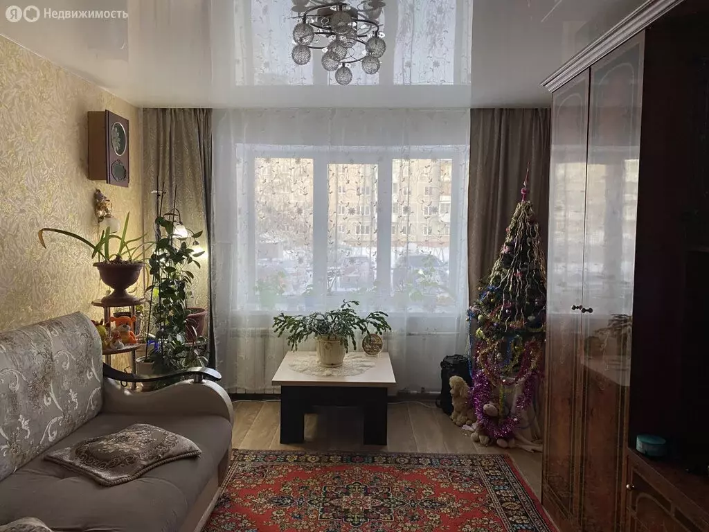 2-комнатная квартира: Каменск-Уральский, посёлок Первомайский, 23 ... - Фото 1