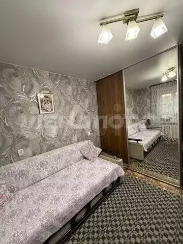 2-к. квартира, 42 м, 9/9 эт. - Фото 1