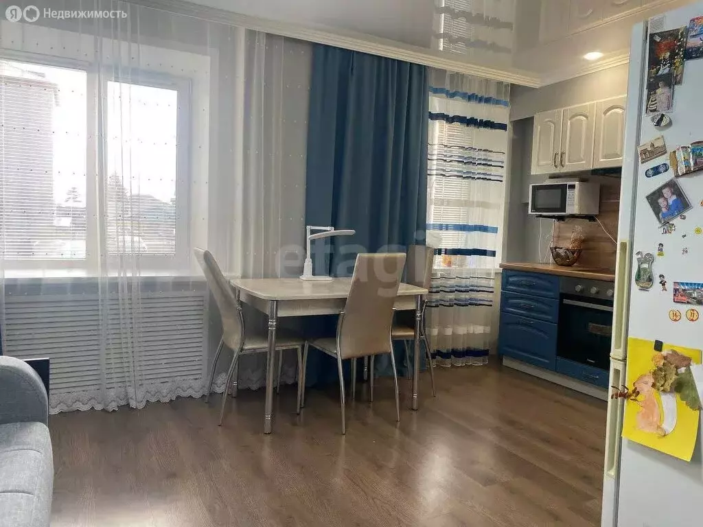 2-комнатная квартира: Ишим, улица Свердлова, 10 (57.1 м) - Фото 2