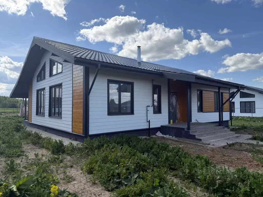 Дом в Калужская область, Боровский район, Совьяки с/пос, Иван-да-Марья ... - Фото 1