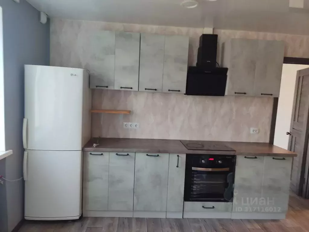 2-к кв. Крым, Керчь ул. Льва Толстого, 46 (38.0 м) - Фото 0