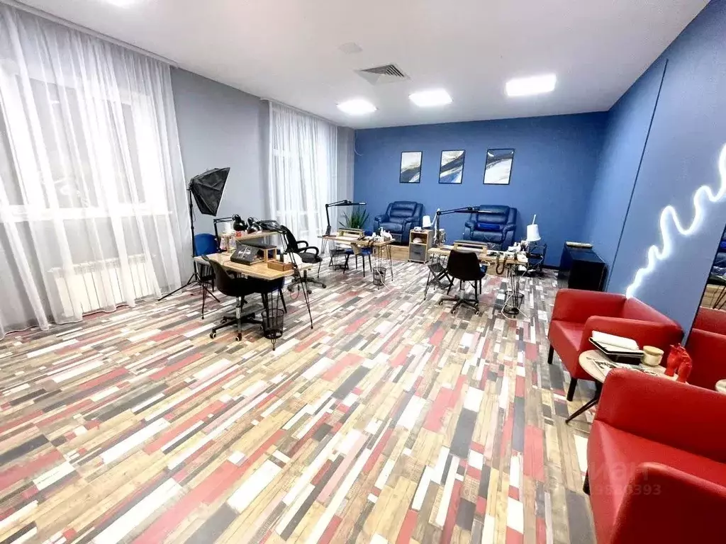 Помещение свободного назначения в Ханты-Мансийский АО, Ханты-Мансийск ... - Фото 2