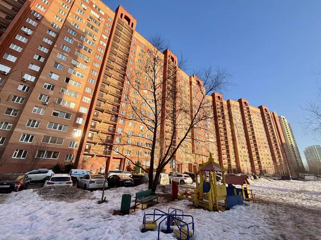 2-к кв. Московская область, Долгопрудный Новый бул., 15 (70.2 м) - Фото 1