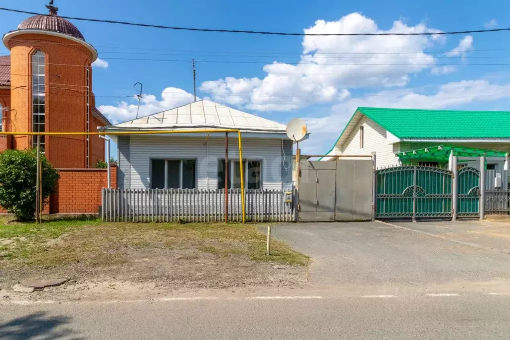 Дом в Тюменская область, Тюмень ул. Павла Шарова (60 м) - Фото 0