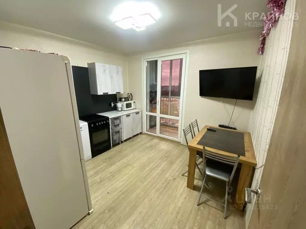 2-к кв. Воронежская область, Воронеж ул. Адмирала Чурсина, 10 (59.4 м) - Фото 2