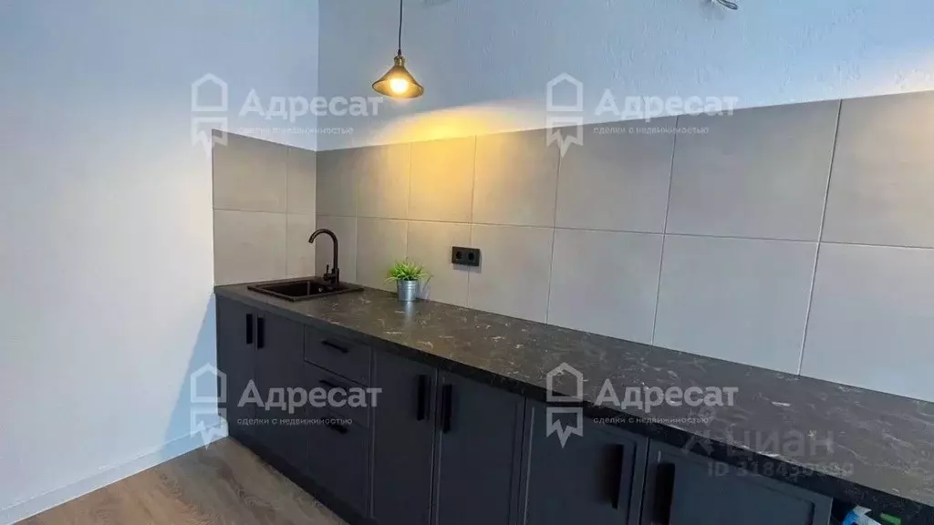 1-к кв. Волгоградская область, Волгоград Санаторная ул., 18 (33.9 м) - Фото 0