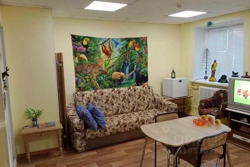 2-к кв. Пермский край, Губаха просп. Ленина, 45 (55.0 м) - Фото 0