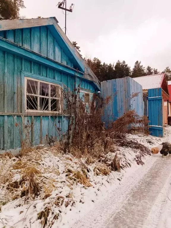 Дом в Свердловская область, Первоуральск ул. Ватутина (20 м) - Фото 1