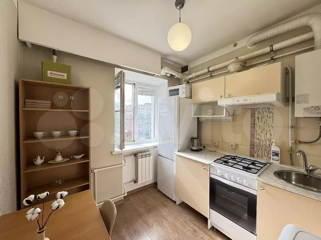 2-к. квартира, 41 м, 5/5 эт. - Фото 0