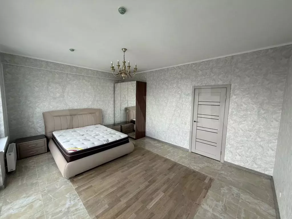 2-к. квартира, 50 м, 24/32 эт. - Фото 1