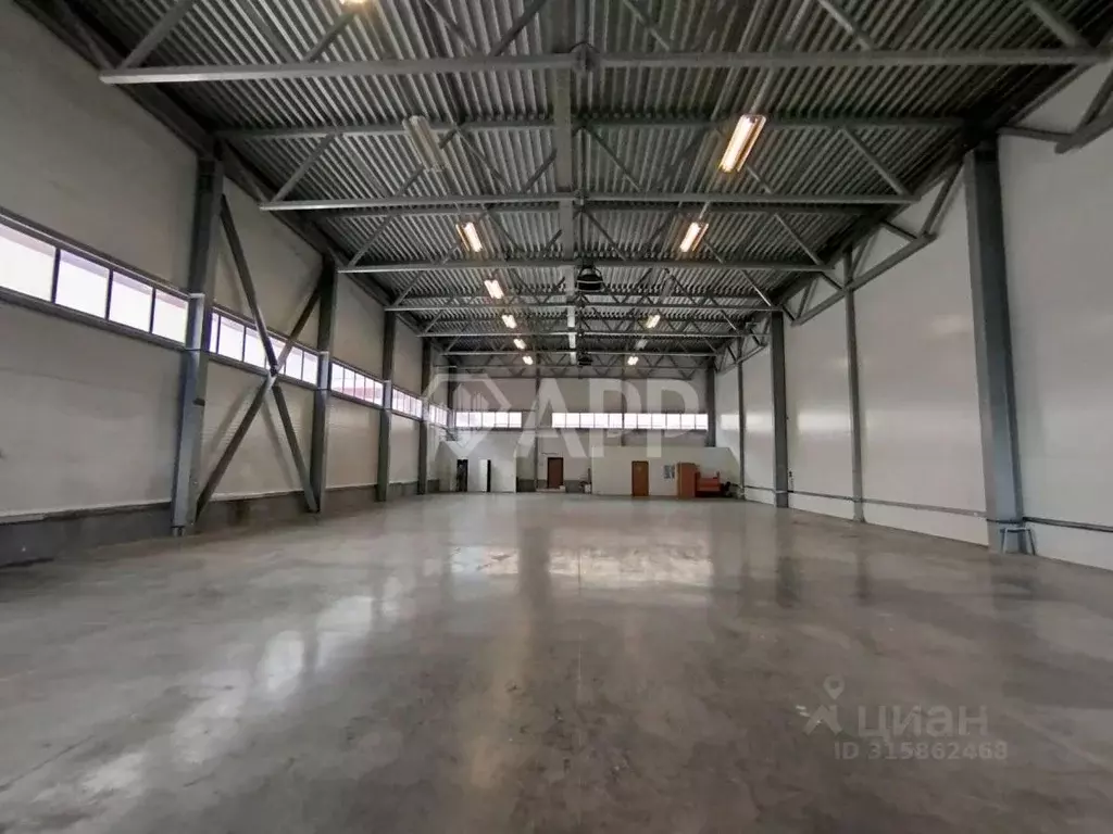 Склад в Татарстан, Набережные Челны просп. КАМАЗа, 22/1 (680 м) - Фото 1