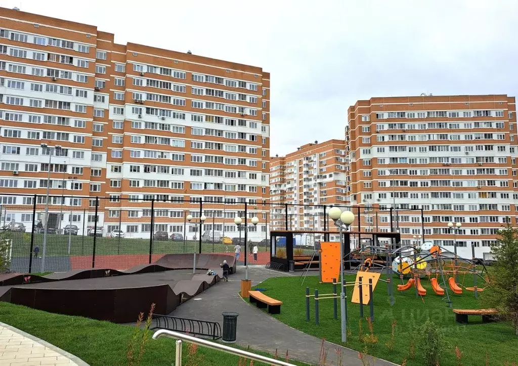 2-к кв. Москва ул. Харлампиева, 52к2 (53.0 м) - Фото 1