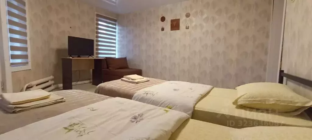 Комната Челябинская область, Нязепетровск Пионерская ул., 1А - Фото 2