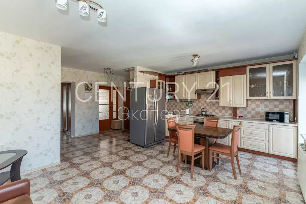 3-к кв. Калининградская область, Гурьевск Советская ул., 20 (79.1 м) - Фото 1