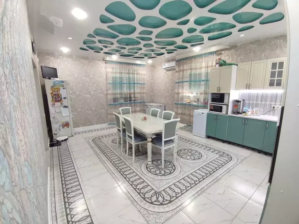 Коттедж в Астраханская область, Астрахань Виноградная ул. (180 м) - Фото 2