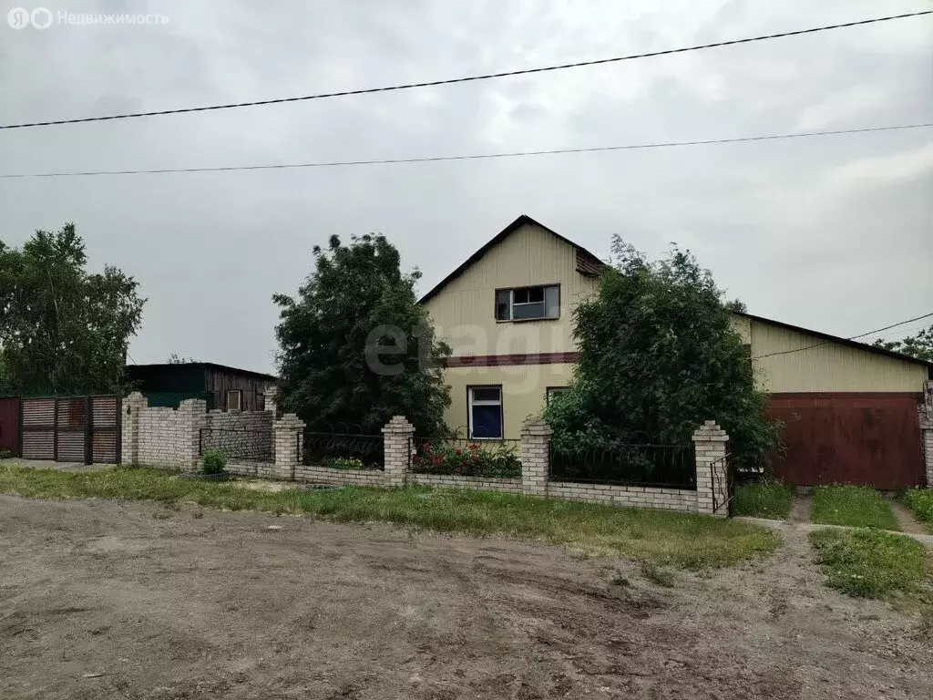 Дом в Черногорск, Октябрьская улица (112.6 м) - Фото 0