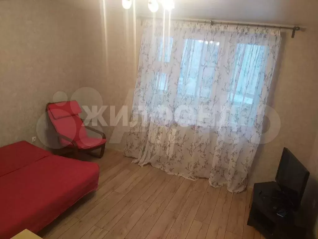 1-к. квартира, 35 м, 4/15 эт. - Фото 1