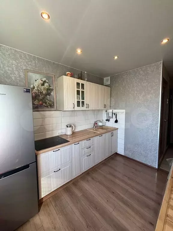 2-к. квартира, 49,5 м, 9/9 эт. - Фото 0