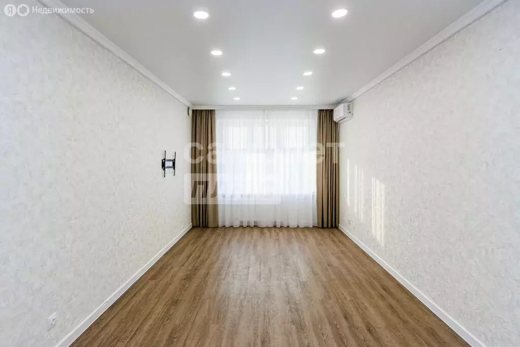 3-комнатная квартира: Тюмень, Вьюжная улица, 10 (46.4 м) - Фото 1