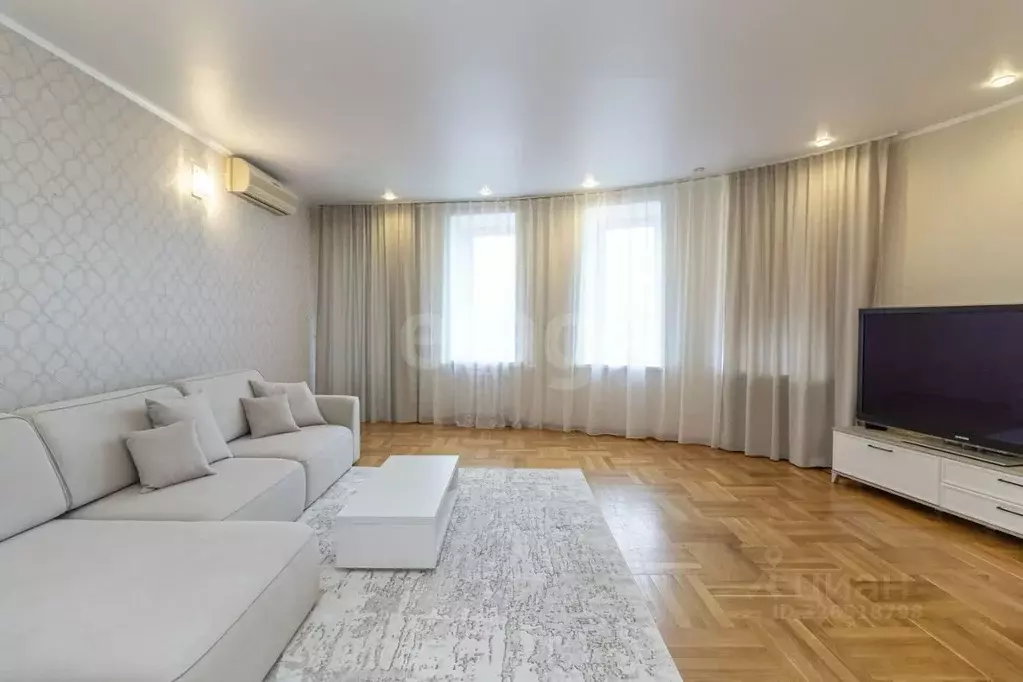 3-к кв. Тюменская область, Тюмень ул. Котовского, 1/2 (164.3 м) - Фото 1