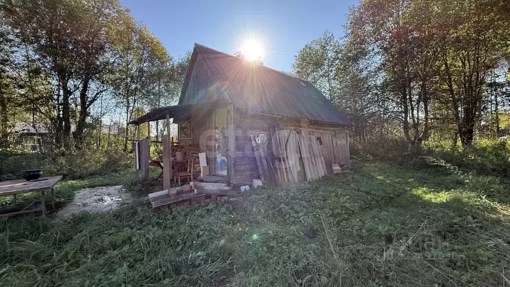 Дом в Ленинградская область, Киришский район, Будогощское городское ... - Фото 0