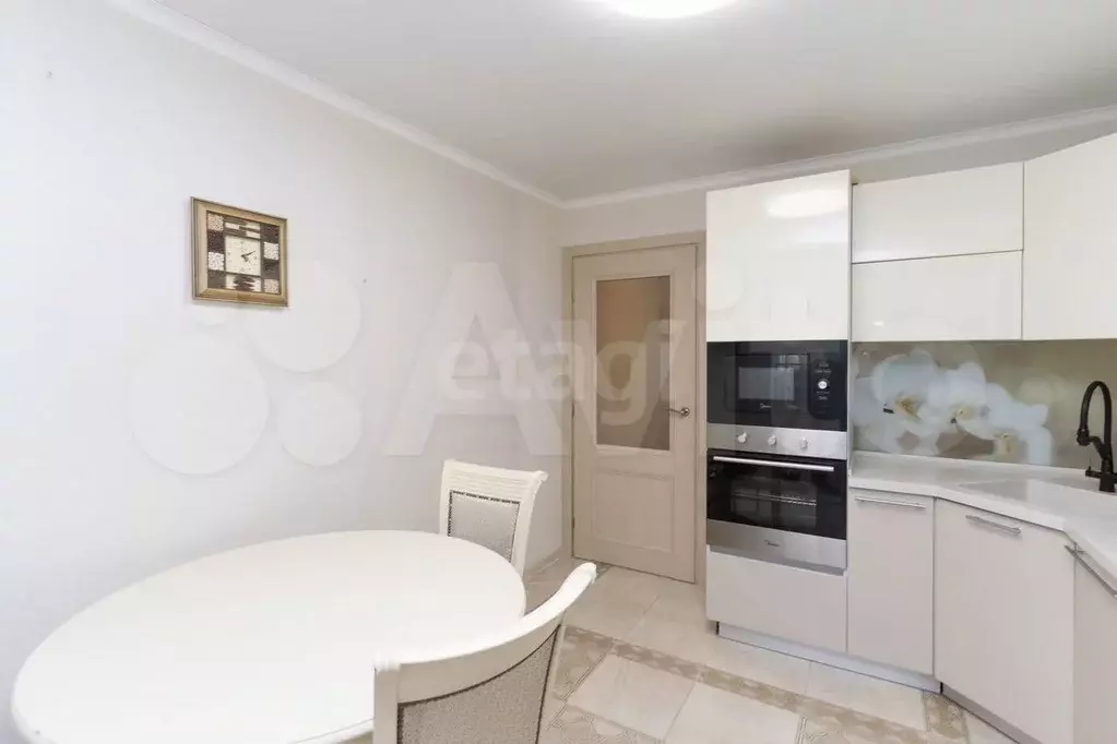 3-к. квартира, 80 м, 3/10 эт. - Фото 1