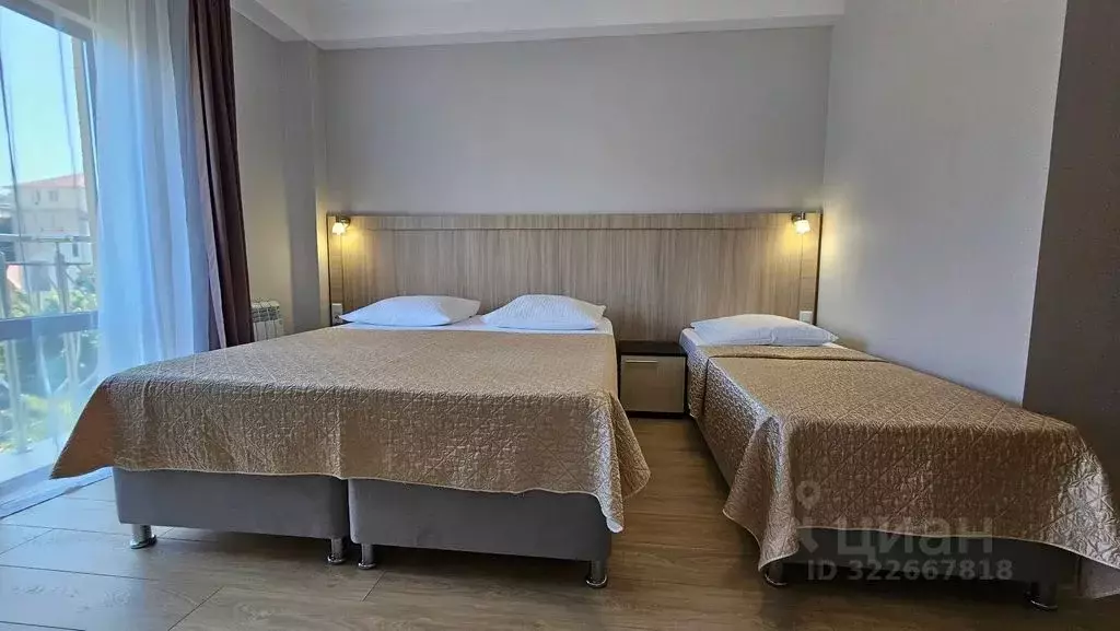 Комната Краснодарский край, Сочи Адлер жилрайон, ул. 8 Марта, 18 - Фото 1