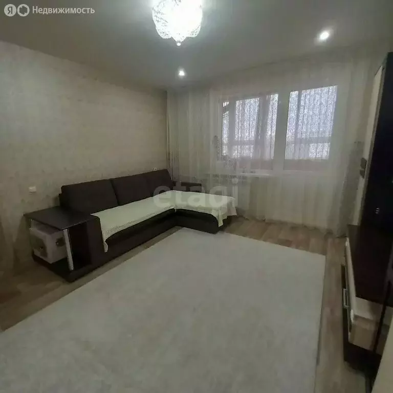 2-комнатная квартира: Набережные Челны, посёлок ЗЯБ, улица Хади ... - Фото 2