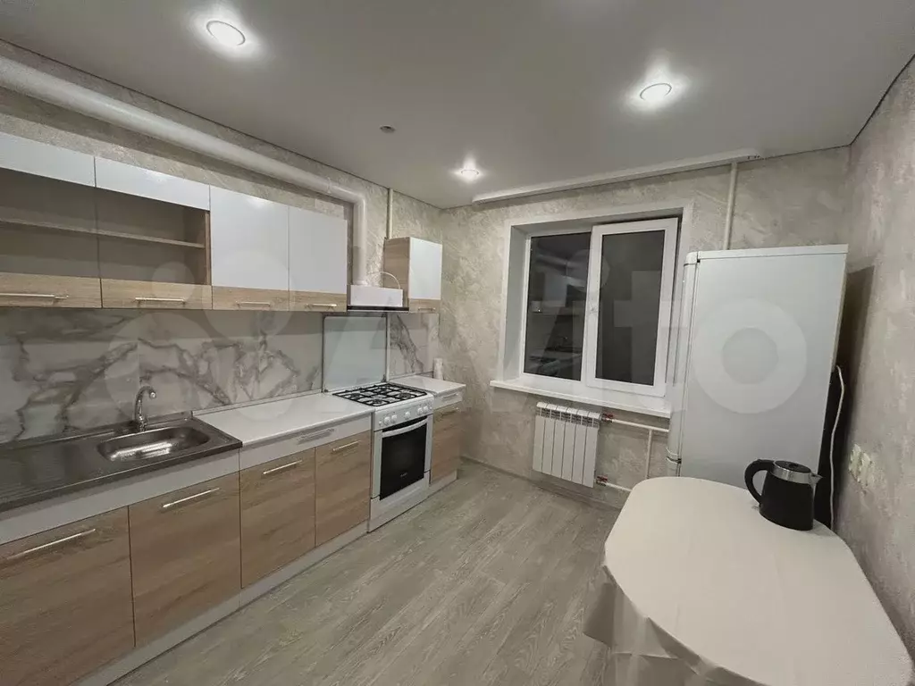 2-к. квартира, 54 м, 2/5 эт. - Фото 0