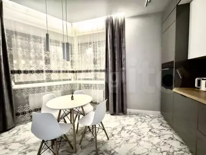2-к. квартира, 65 м, 3/14 эт. - Фото 1