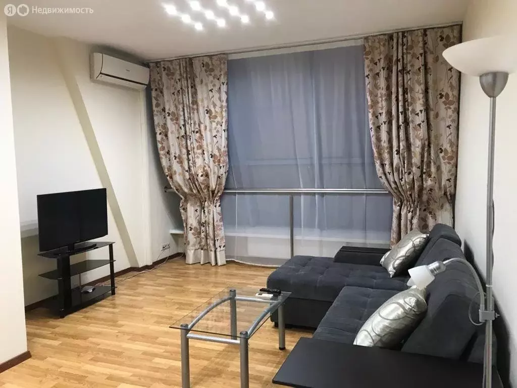 2-комнатная квартира: Волгоград, улица Калинина, 2АлитА (65 м) - Фото 1