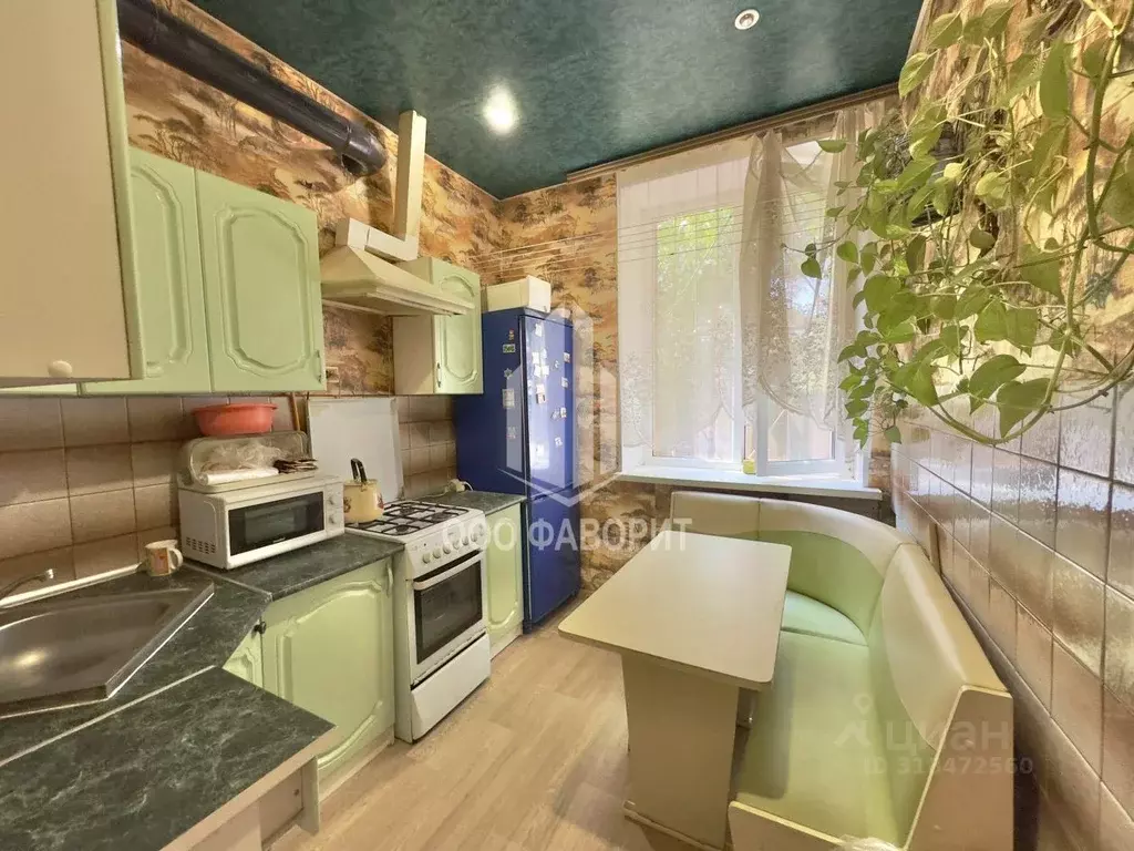 3-к кв. Волгоградская область, Волгоград ул. Борьбы, 17 (68.4 м) - Фото 1