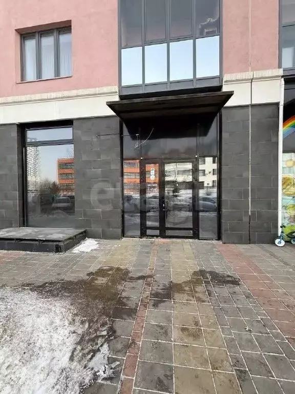 Торговая площадь в Красноярский край, Красноярск ул. Петра Ломако, 4 ... - Фото 2