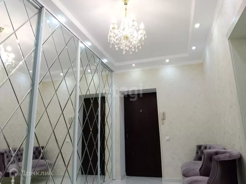 Продаётся 2-к квартира, 66.5 м - Фото 1