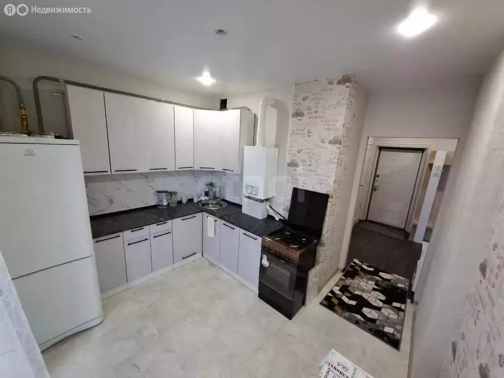 1-комнатная квартира: Тверь, Псковская улица, 12к2 (37.7 м) - Фото 1