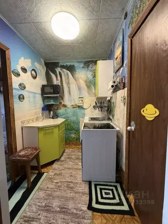 Комната Ханты-Мансийский АО, Мегион ул. Свободы, 31/1 (18.0 м) - Фото 1