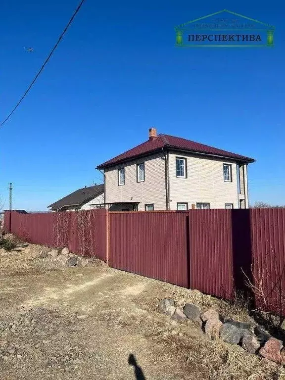 дом в приморский край, артем северная ул, 86а (122 м) - Фото 1