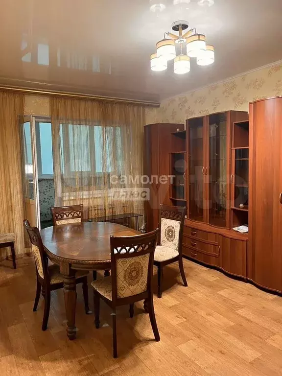 3-к. квартира, 70 м, 6/9 эт. - Фото 0