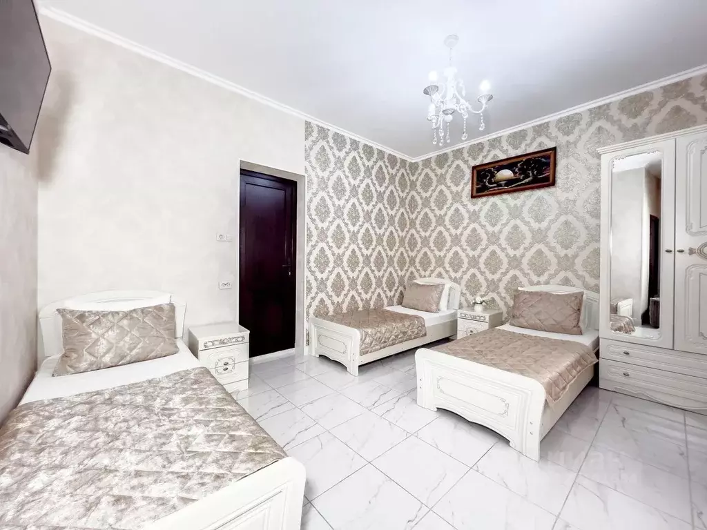 Комната Краснодарский край, Сочи Адлер жилрайон, ул. Павлика Морозова, ... - Фото 1