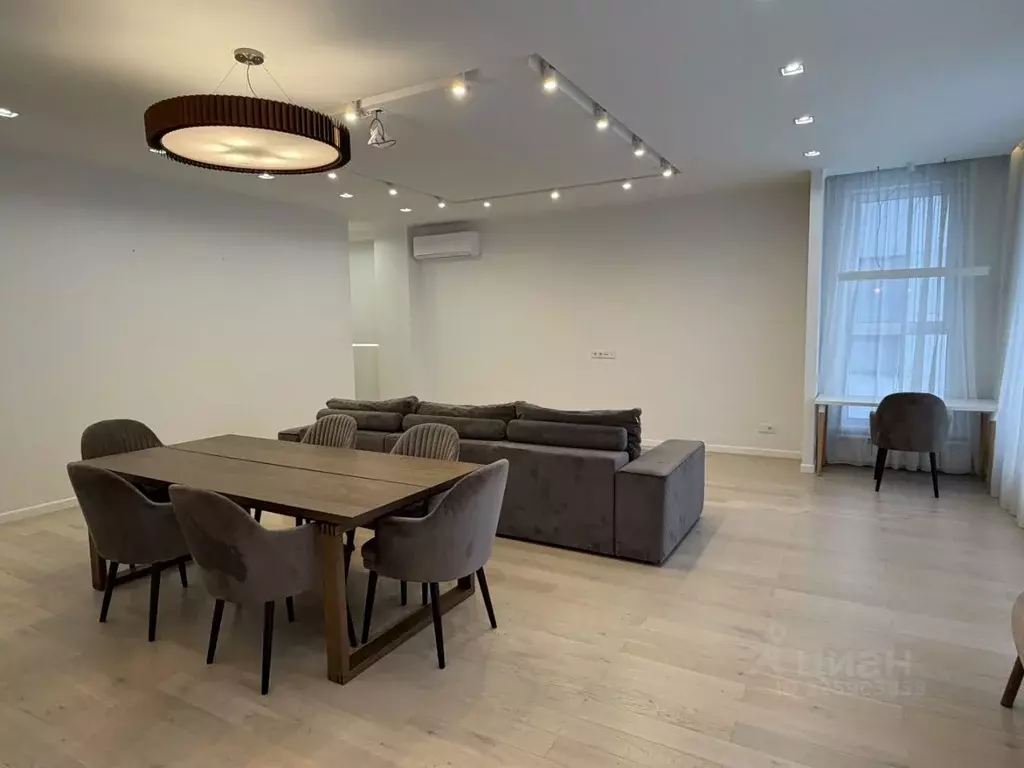 3-к кв. Московская область, Химки Клязьма-Старбеево мкр, Международный ... - Фото 1