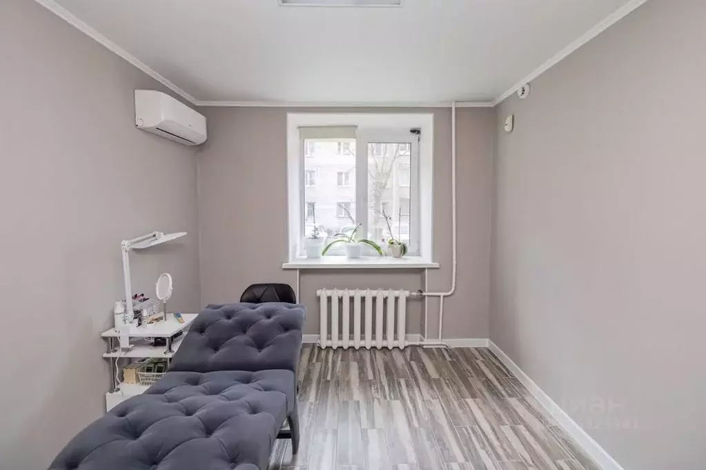 Помещение свободного назначения в Тюменская область, Тюмень ул. ... - Фото 1