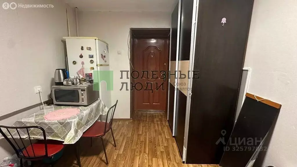 1к в 4-комнатной квартире (12 м) - Фото 2