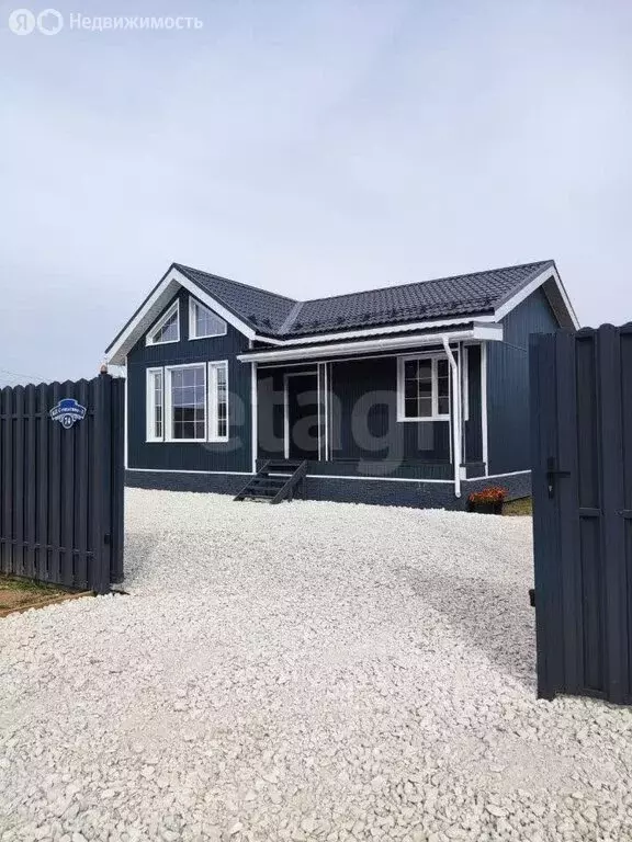 Дом в Бурмакинское сельское поселение, деревня Мокрушины (100 м) - Фото 1