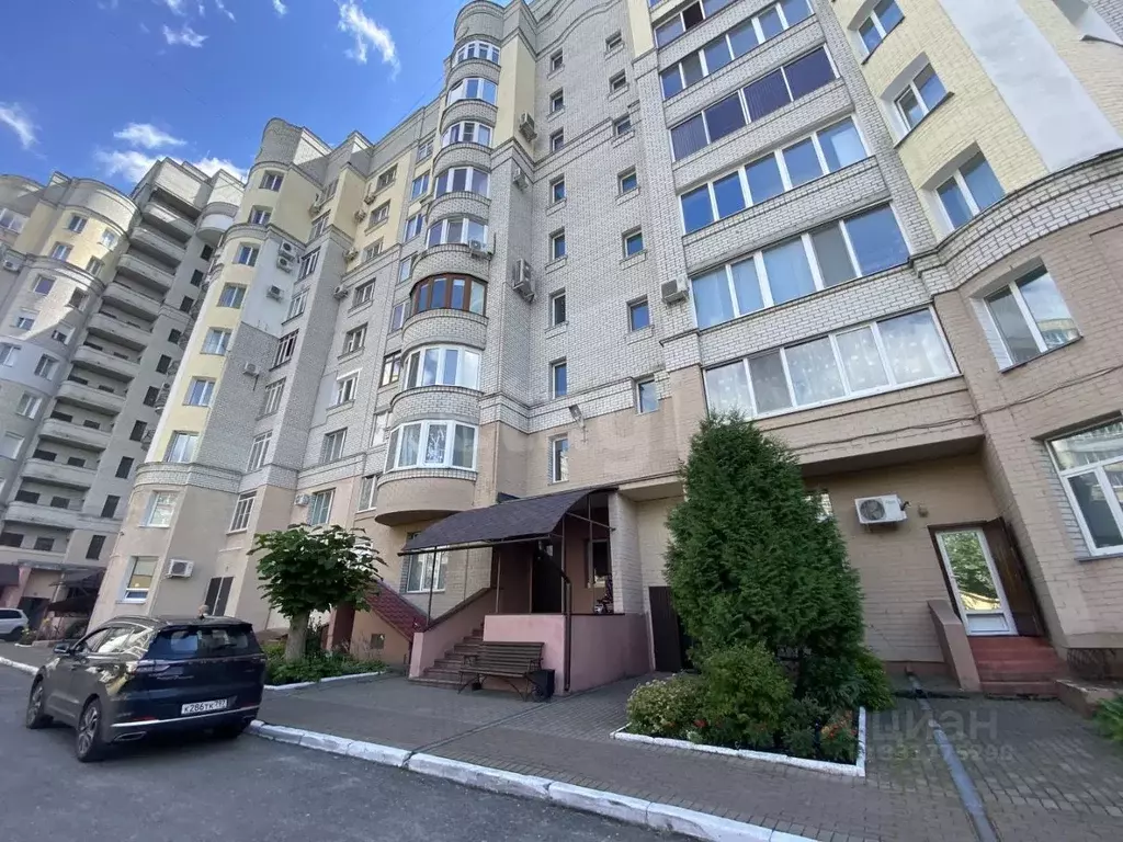 2-к кв. Брянская область, Брянск пл. Партизан, 1 (68.7 м) - Фото 2