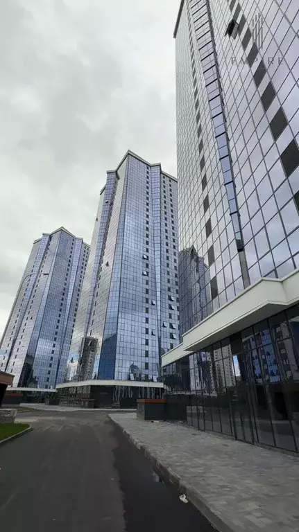 2-к. квартира, 83,5 м, 16/30 эт. - Фото 1