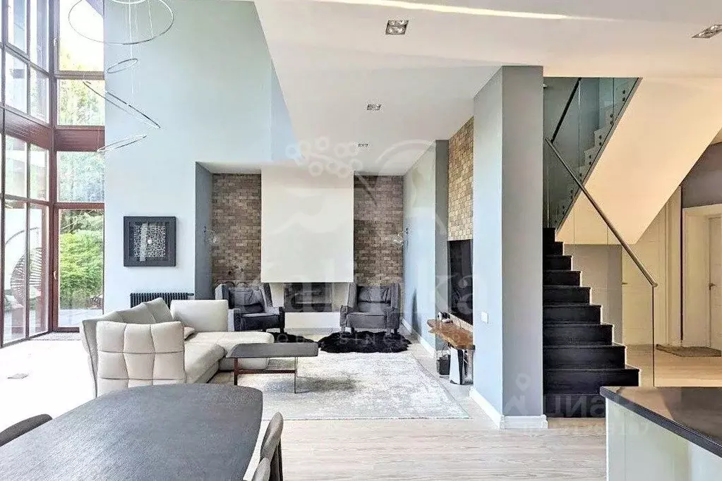 Дом в Москва д. Бурцево, Променад кп, 35/1 (450 м) - Фото 2