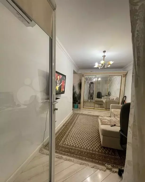 1-к. квартира, 40 м, 5/5 эт. - Фото 1